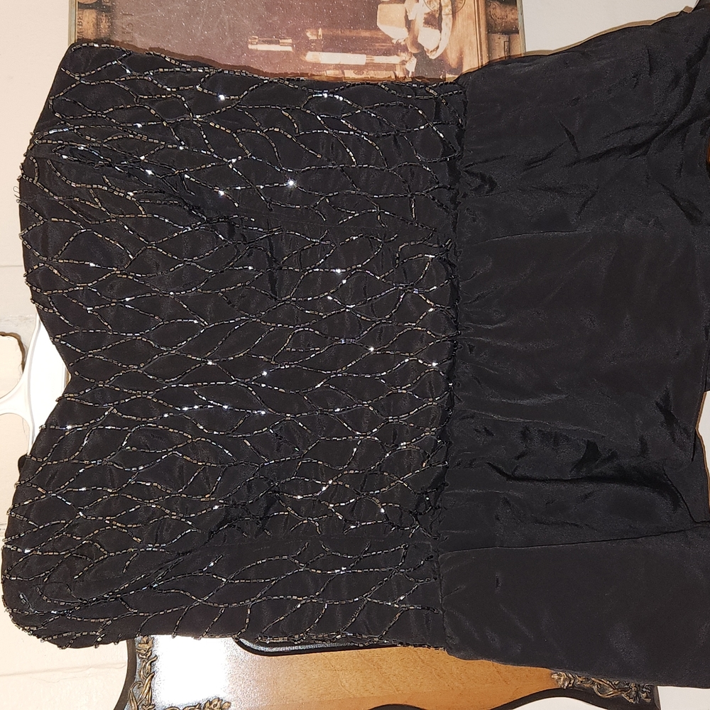 Bebe strapless black dressy shirt Sz Lg